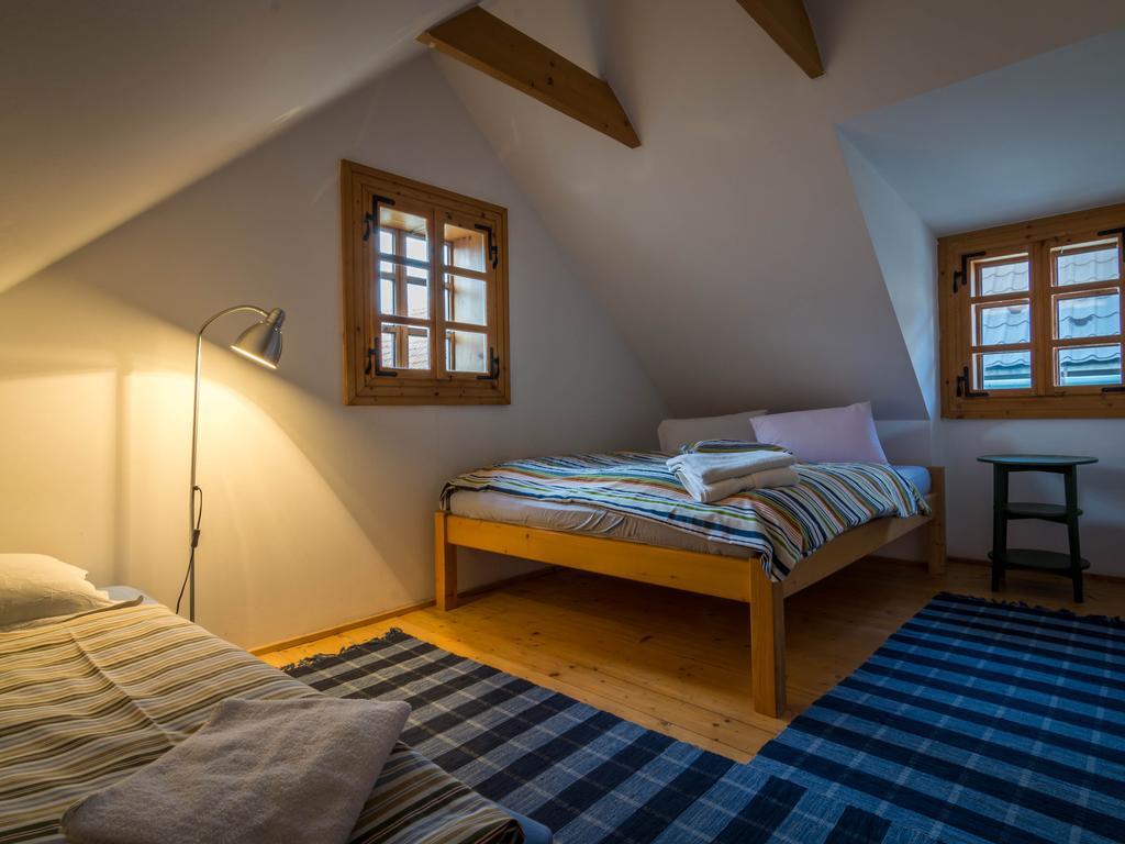 Drevenica Traditional Cottage Old Centre Зуберец Номер фото